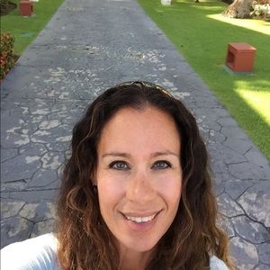 Meet your Posher, Michele